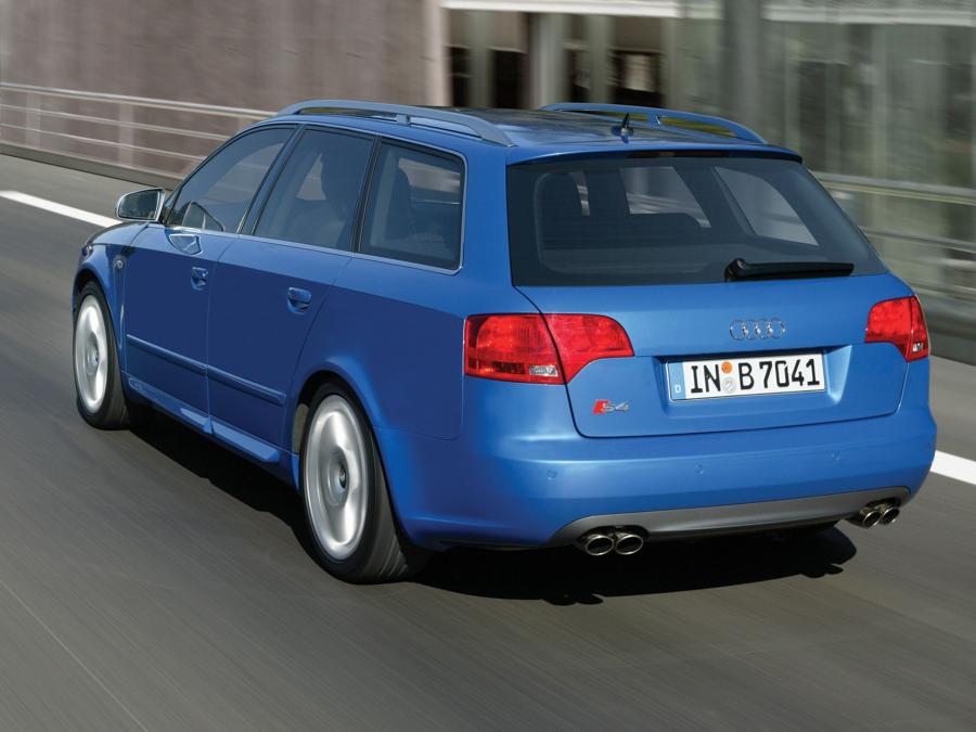  Audi S4 Avant (B7, 8E) 2005 года  (WW) (фото 3 из 4)